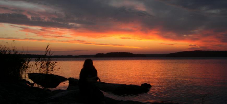 Midzomer zon in Scandinaviè