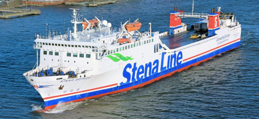 Stena Gothica verlaat de haven van Göteborg op 7 januari 2018. Foto Rickard Sahlsten