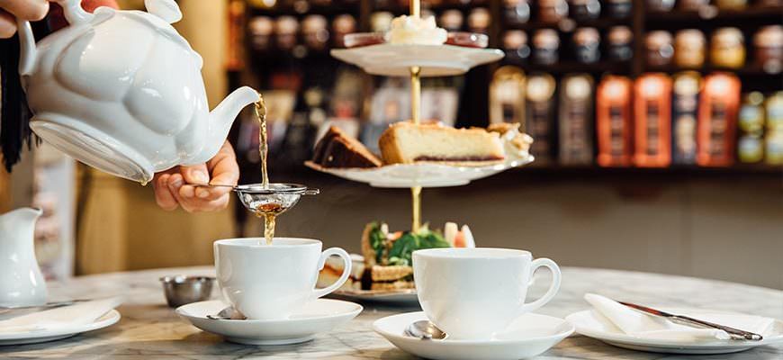 Afternoon tea in Engeland